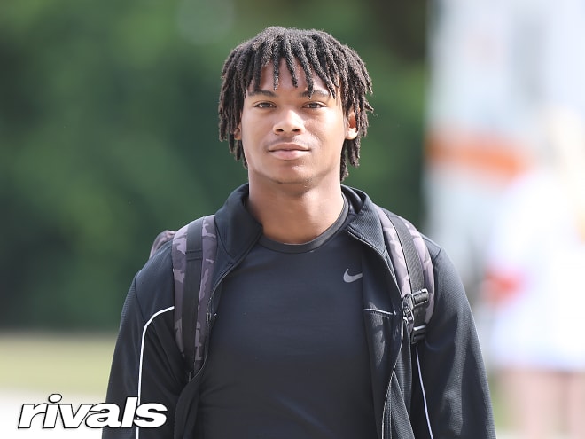 Jordan Reid dips into home state to offer elite 2026 WR Nalin Scott