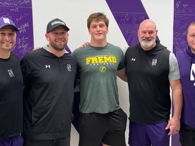 OL Owen Jakubczak committed to Northwestern on the spot at Big Man camp
