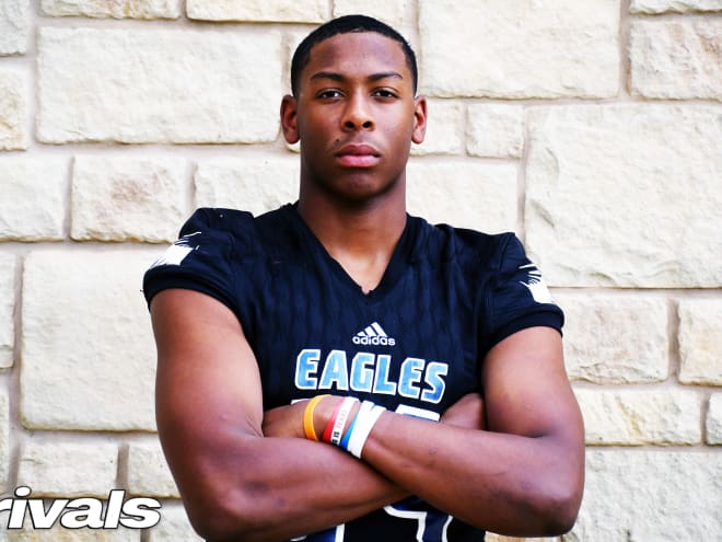 Texas continues to make Alfred Collins a priority