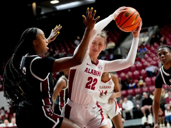 Edwards scores career-high 21, Gamecocks grind out 76-58 win at Alabama