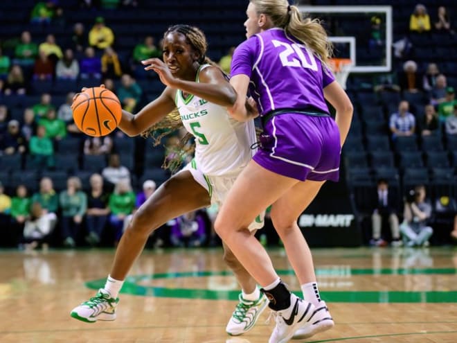 Oregon Women Stay Perfect, Defeat Grand Canyon 70-54