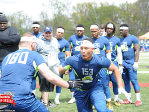 Kuligowski visits NJ school, offers DE