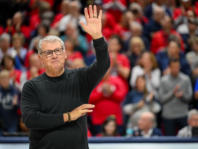 Just how special is Geno Auriemma’s all-time wins record?