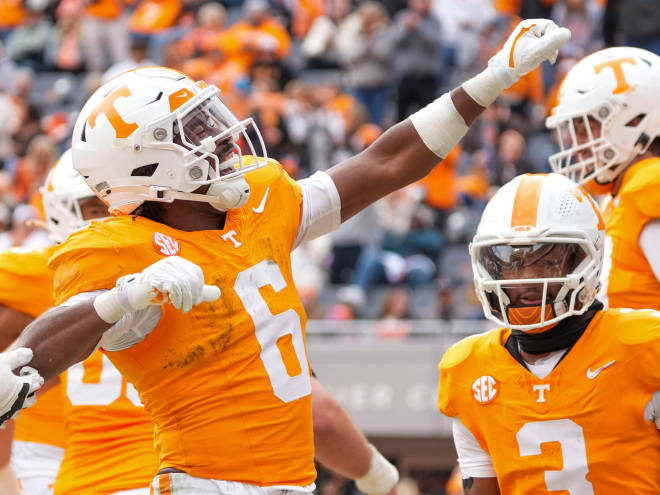 Vols offense comes to life in second quarter, blows out UTEP on Senior Day