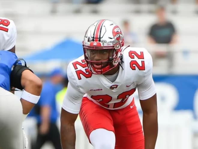 WKU transfer LB Darius Thomas commits to Louisville