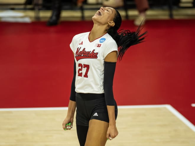 VB FINAL: Huskers defeat Dayton, set up Nebraska-Wisconsin in Elite Eight