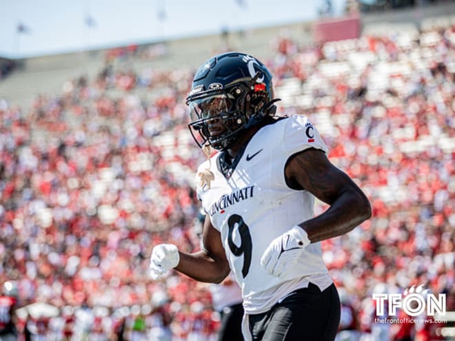 Bearcats WR Aaron Turner enters transfer portal