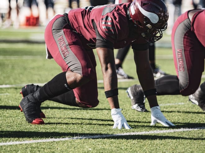 2025 DL Mandrell Desir 'excited' for Syracuse offer