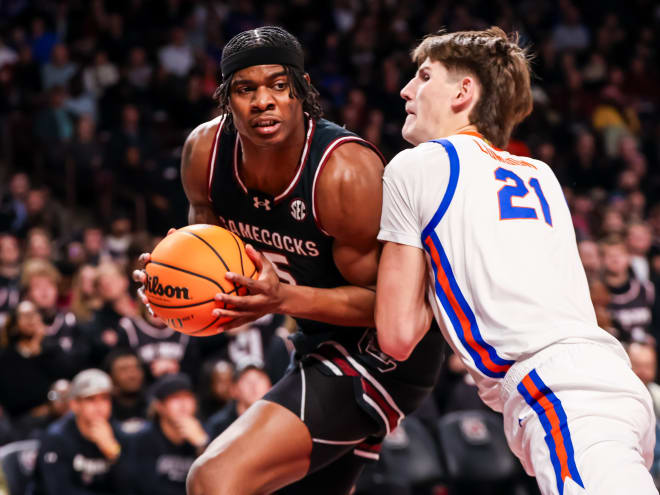 South Carolina men's basketball blows 14-point lead, loses 70-69 to Florida