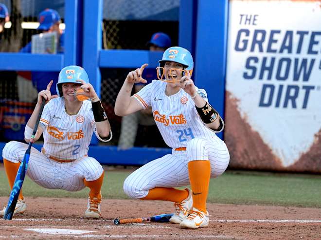 Tennessee softball demolishes Florida to respond in WCWS