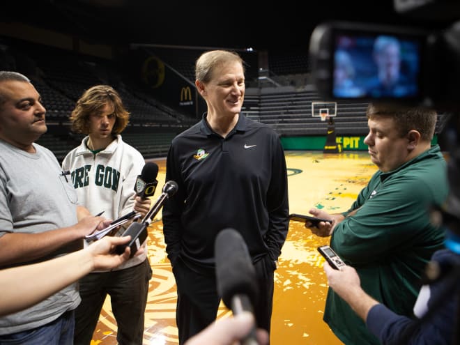 Dana Altman and players react to No. 11-seed Oregon's NCAA tournament draw