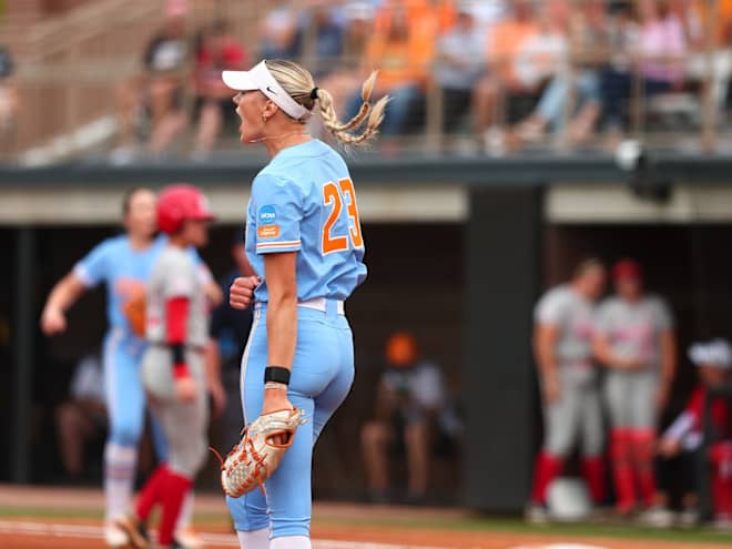 Karlyn Pickens breaks own record and forces Game 3 of Tennessee-Nebraska