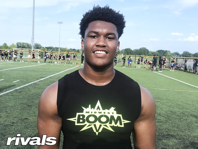 Recruiting Roundup: Two big Illinois official visits on tap