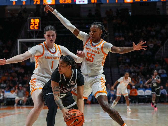 Talaysia Cooper shows again why she's SEC DPOY material