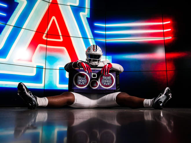 SIGNED: Arizona lands three-star DL Kaleb Jones for its 2025 class