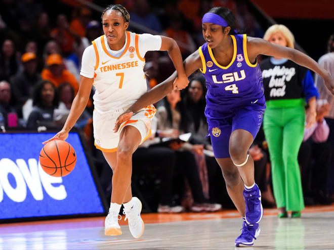 No. 6 LSU WBB fends off No. 19 Tennessee, 82-77