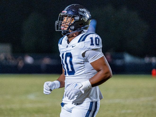 High-rising defensive end Khalid Felix covers Middle Tennessee offer