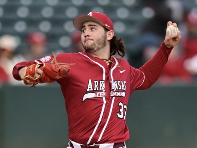 Arkansas routs Washington State to finish doubleheader sweep