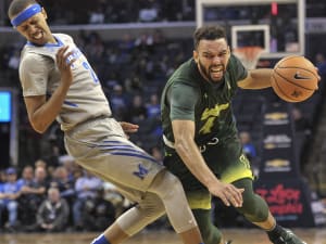 USF Snaps Losing Streak With Dominating 75-51 Win At Memphis