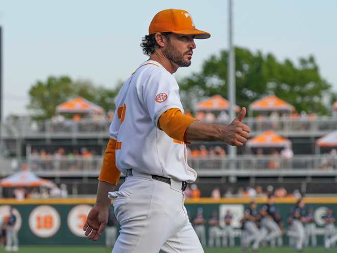 Tennessee baseball moves up first pitch time to open Auburn series