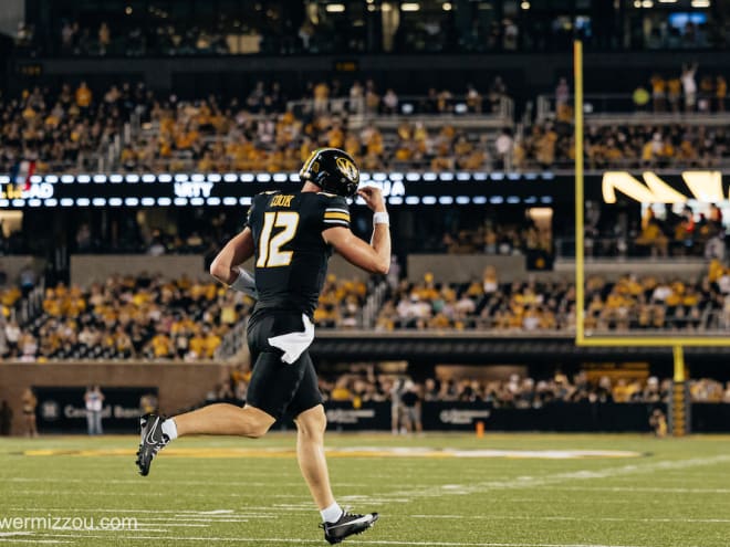 Missouri football moves up to No. 9 in the AP poll & No. 10 in the Coaches