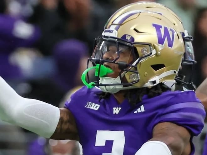 Aggies add former Washington DB