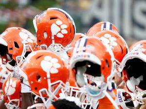 Clemson has special place with Texas lineman