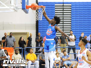Five-star Kahlil Whitney is '100 percent' solid to Kentucky