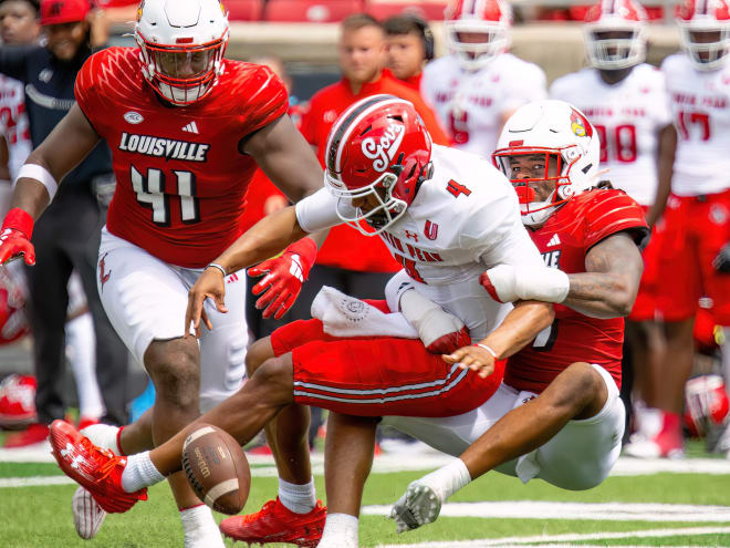 LOUISVILLE VS AUSTIN PEAY GAME PHOTOS