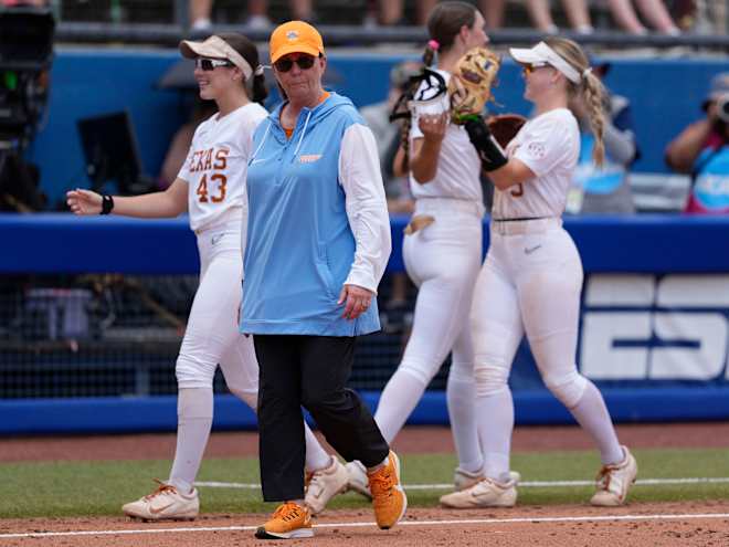 What Karen Weekly, Tennessee softball said after WCWS elimination by Texas
