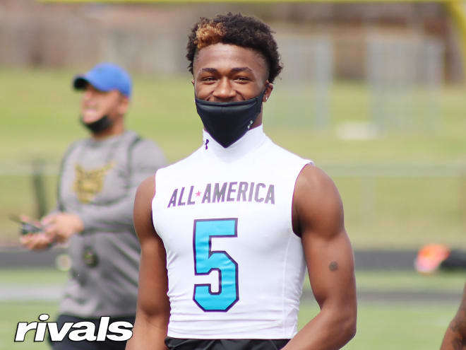 Washington WR Johntay Cook to Syracuse