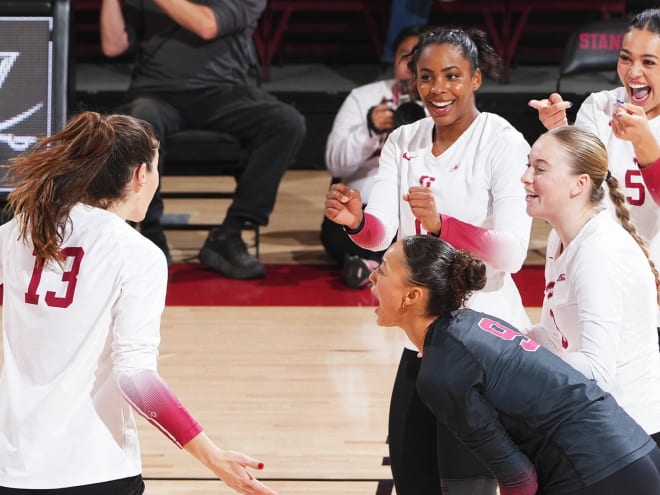 Recap: No. 7 Stanford WVB sweeps Virginia Tech