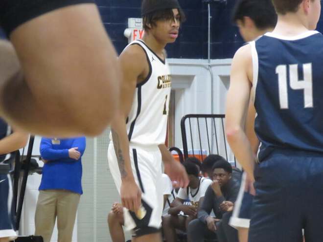 Hart makes college pick