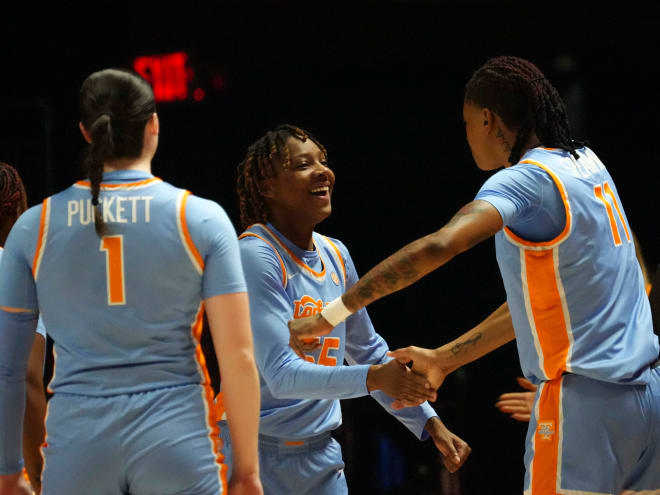 Lady Vols basketball survives trip to Texas A&M in SEC opener