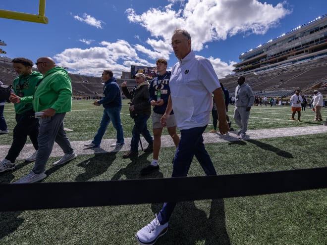 Mike Denbrock breaks down his message, plan for Notre Dame QB Riley Leonard