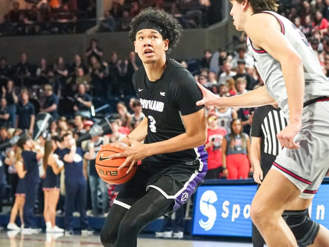 UW Basketball Signs Yamanouchi-Williams