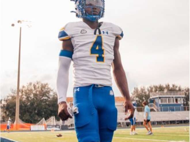 Nebraska, Florida the early leaders for two-way star Kamauri Whitfield