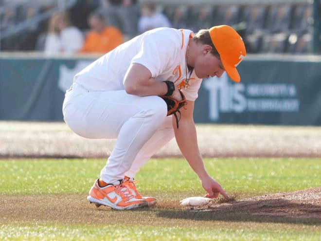 Three thoughts on Tennessee baseball's dominant opening weekend