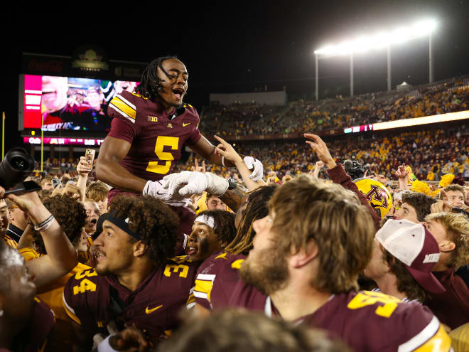 Social media reacts to Gophers thriling 24-17 win over USC