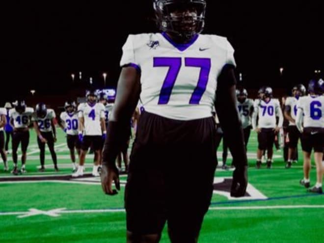 Q&A with Fulshear right tackle Righteous Spencer