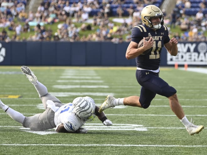 Blake Horvath accounts for 6 TDs to power Navy to victory over Memphis