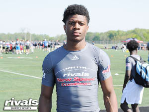 Q&A: Linebacker Lance Dixon reflects on recruitment