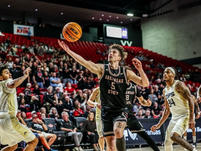 Pinion helps lead Arkansas State to season-opening victory over Akron