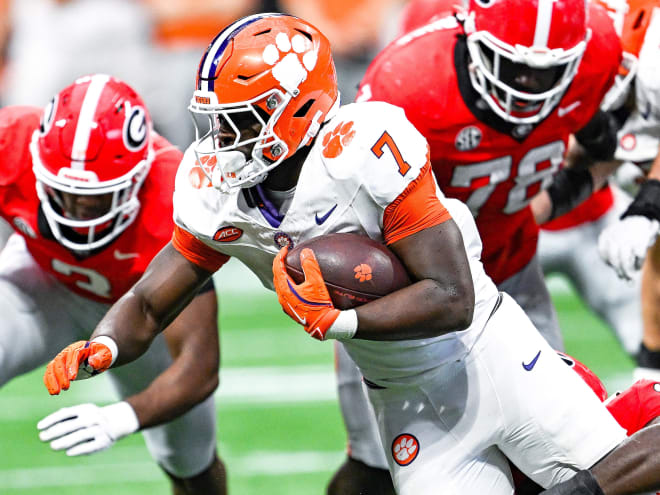 Clemson slips to No. 25 in this week's AP Poll