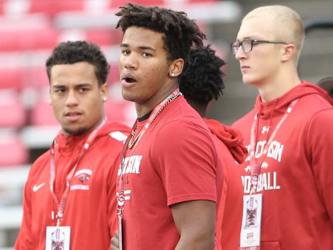 Wisconsin Badgers Commitment 101: Four-star edge T.J. Bollers