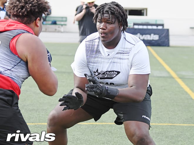 Malik White enjoys practice environment on visit to UCLA Malik White enjoys practice environment on visit to UCLA