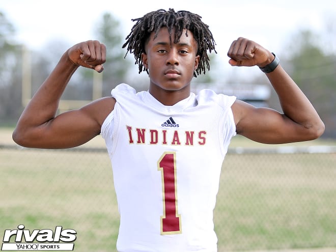 Top 2021 ATH details visit to the Swamp, reacts to UF's basketball offer