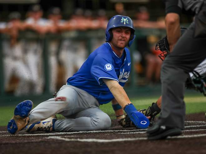 Blue Raiders knock off No. 9 Commodores