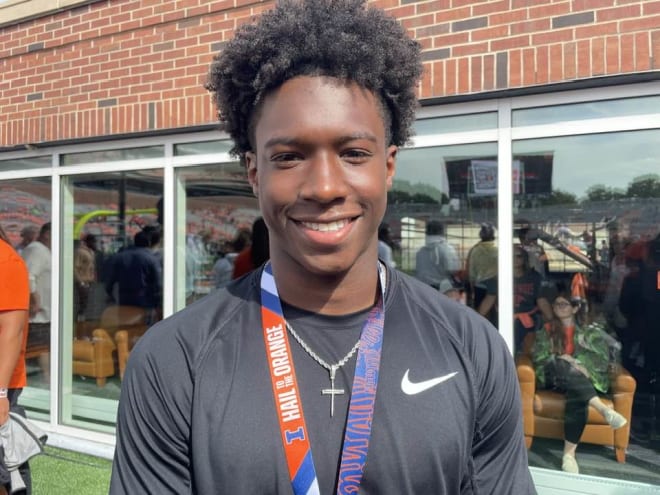 Commit:  Three-star quarterback Carson Boyd picks Illinois