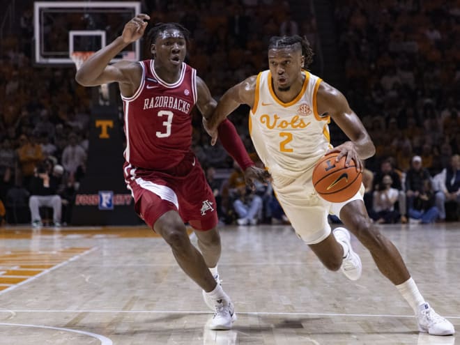 No. 1 Vols open SEC slate with emphatic win over No. 23 Arkansas